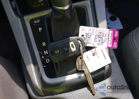 2016 Hyundai Elantra Se из США, поврежденный, VIN 5NPDH4AE7GH700185